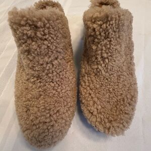 Cozy Tan Fuzzy Slippers